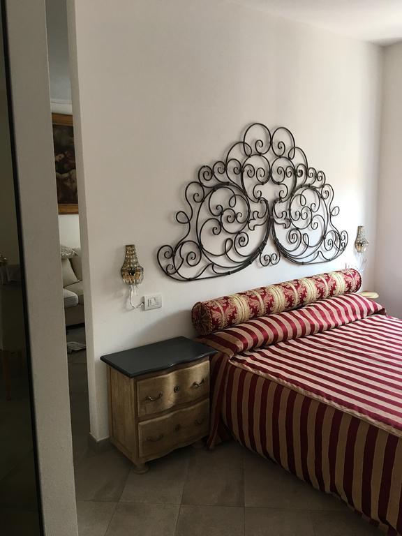 Il Tenore D'Oro Centralissimo Apartment Парма Екстериор снимка