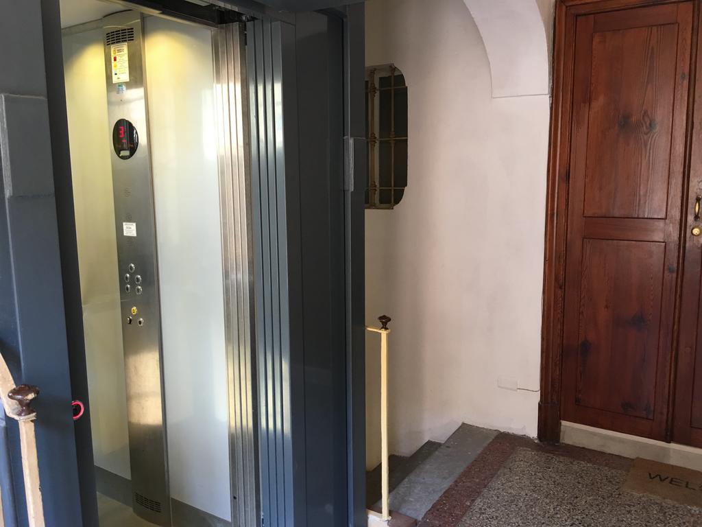 Il Tenore D'Oro Centralissimo Apartment Парма Екстериор снимка