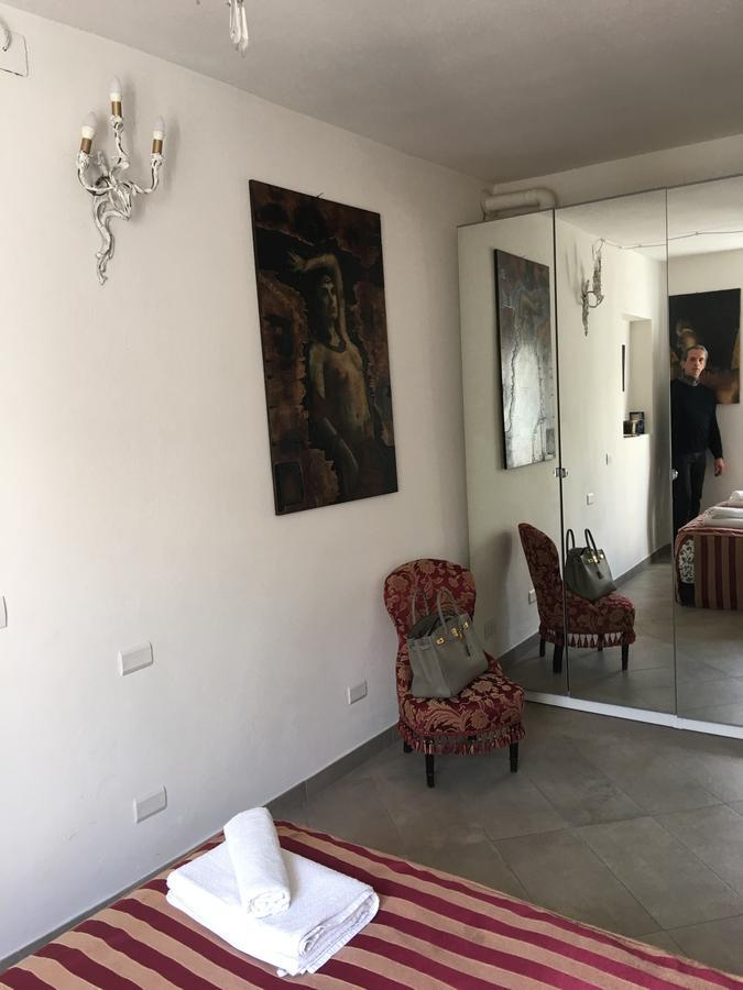 Il Tenore D'Oro Centralissimo Apartment Парма Екстериор снимка