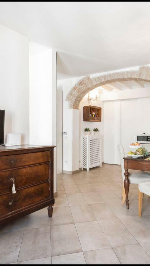 Il Tenore D'Oro Centralissimo Apartment Парма Екстериор снимка